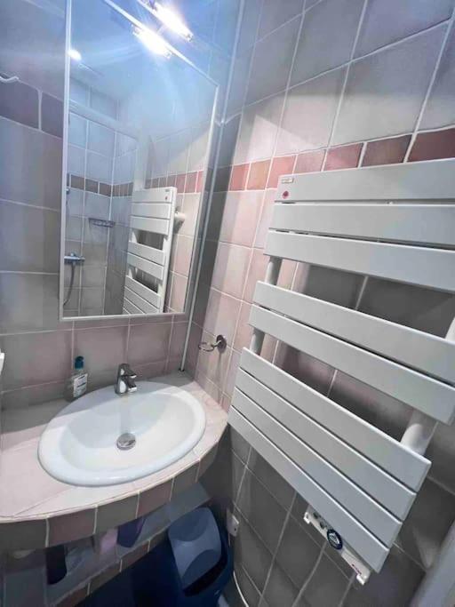 Super Appartement T2 Proche De Tour Eiffel Paris Exterior photo